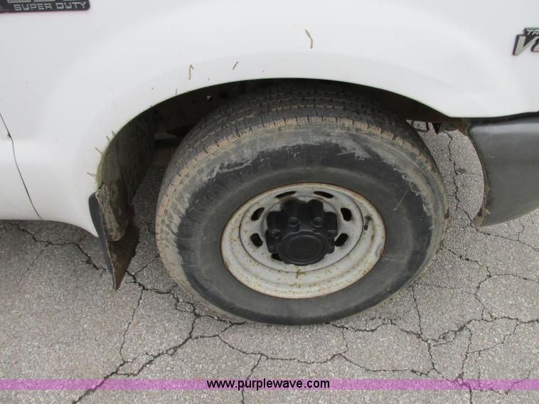 image for item N9276 2000 Ford F250 Super Duty XL