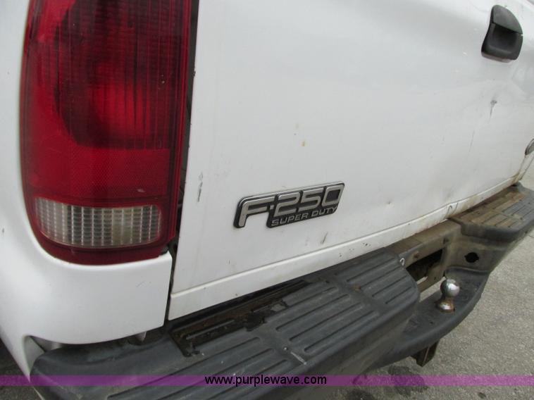 image for item N9276 2000 Ford F250 Super Duty XL