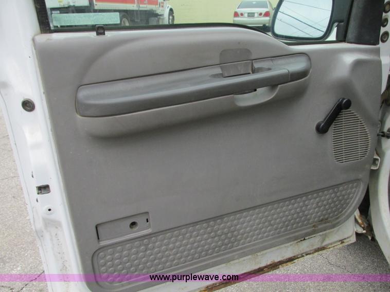 image for item N9276 2000 Ford F250 Super Duty XL