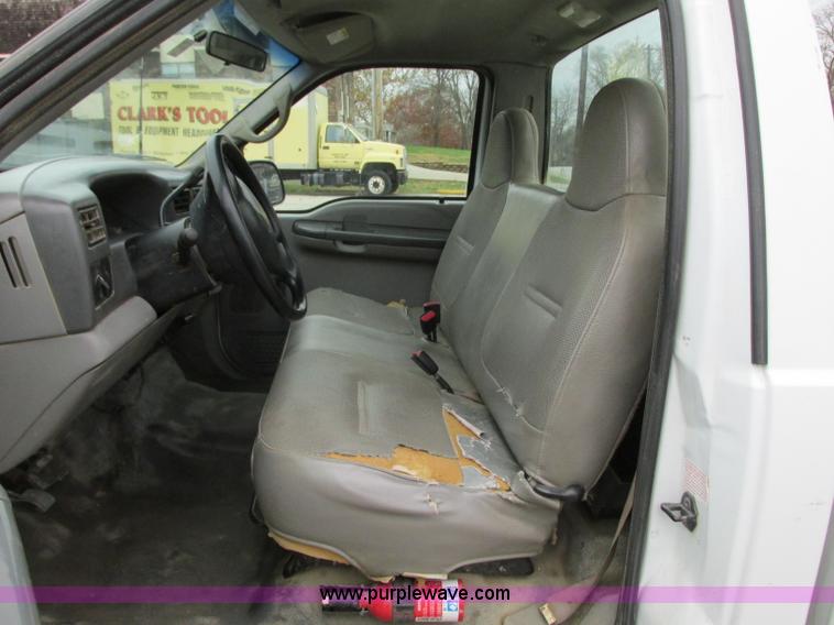 image for item N9276 2000 Ford F250 Super Duty XL