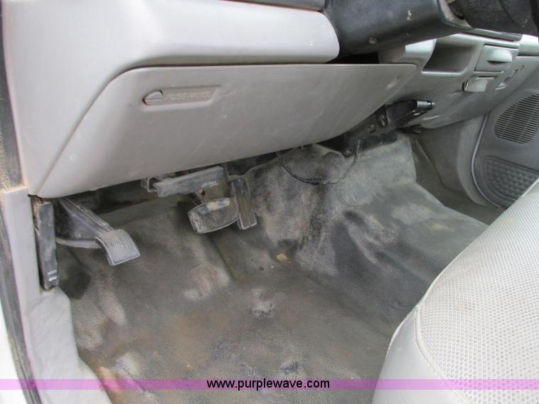 image for item N9276 2000 Ford F250 Super Duty XL