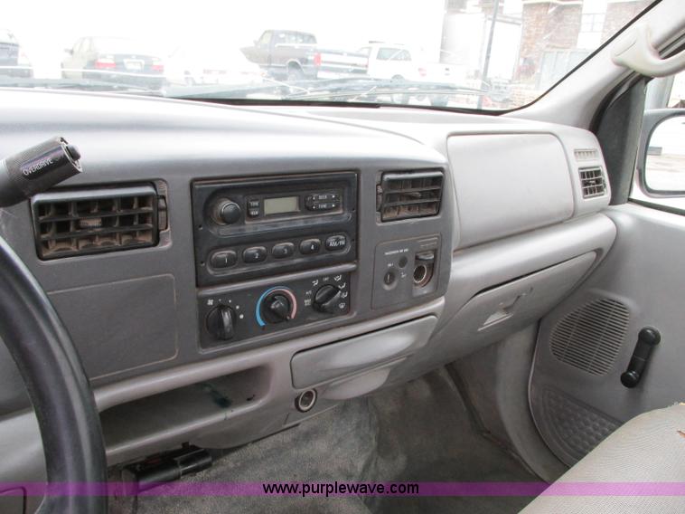 image for item N9276 2000 Ford F250 Super Duty XL