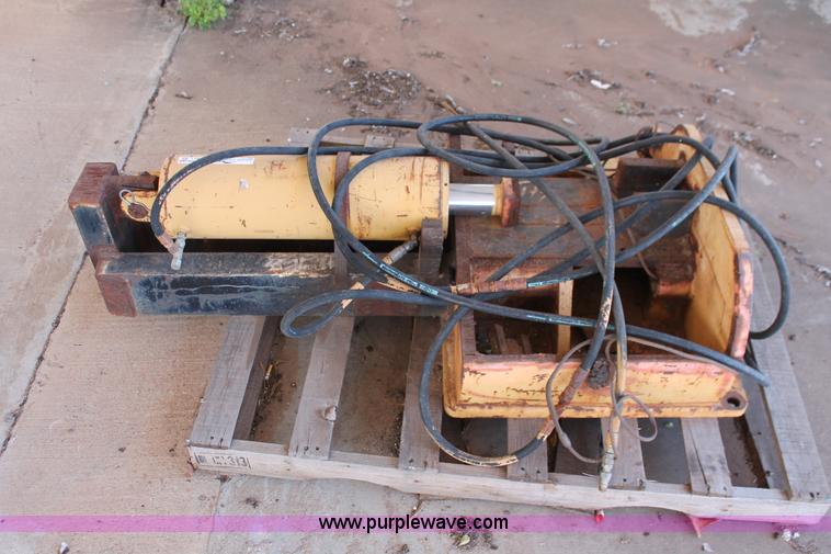 Shop built rail track pin press in Oklahoma City, OK Item AO9461 sold