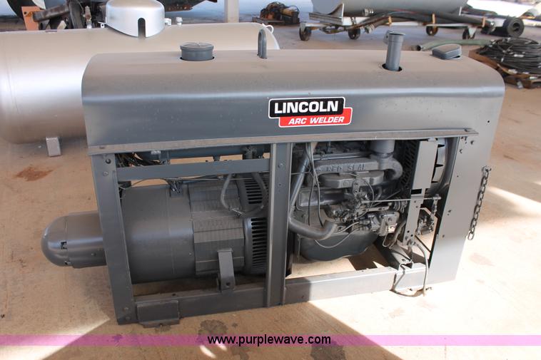 image for item AO9469 Lincoln SA-200-F-163 welder