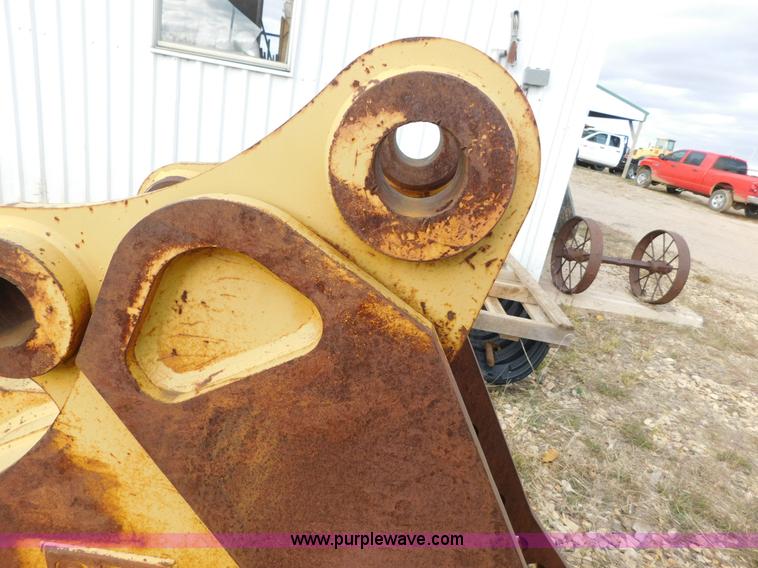 image for item AW9404 Caterpillar excavator bucket