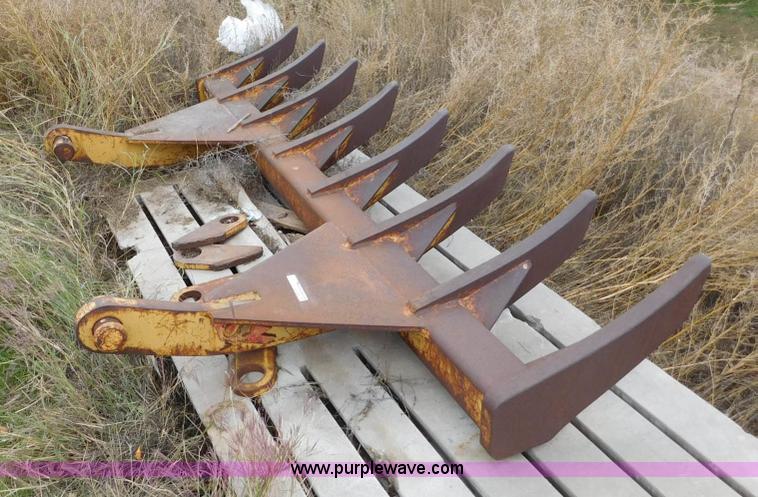 image for item AW9405 10'W root rake