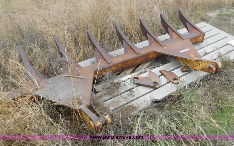 image for item AW9405 10'W root rake