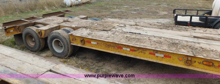 image for item AW9406 1978 Alabama Lowboy MTS 25 AW equipment trailer