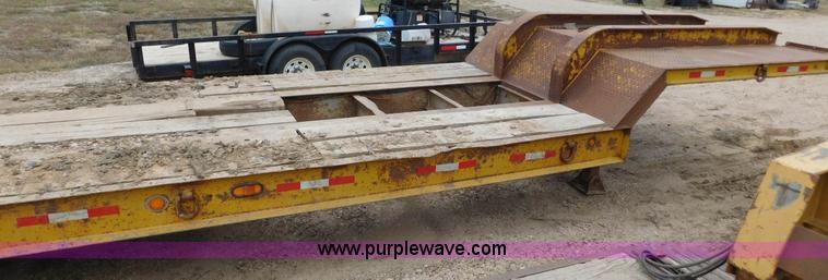 image for item AW9406 1978 Alabama Lowboy MTS 25 AW equipment trailer