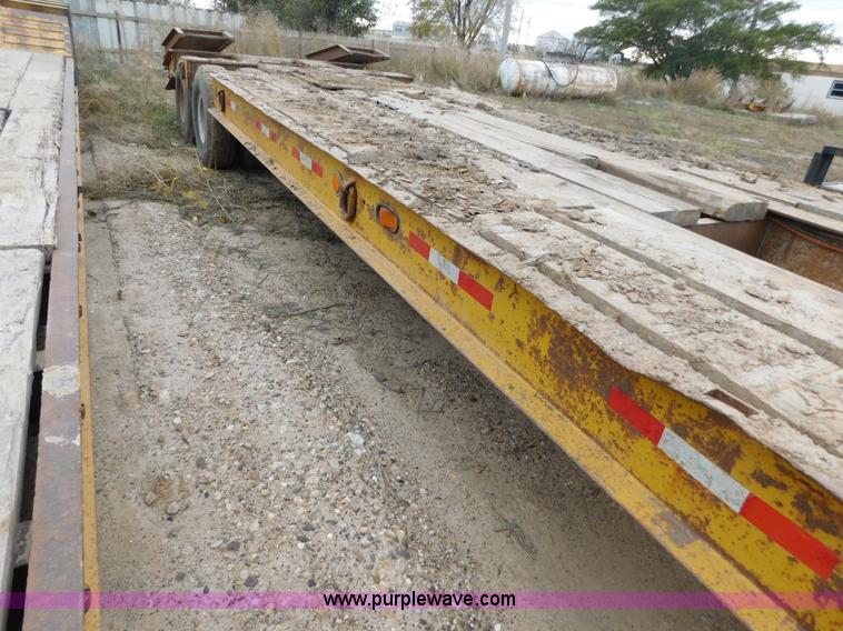 image for item AW9406 1978 Alabama Lowboy MTS 25 AW equipment trailer