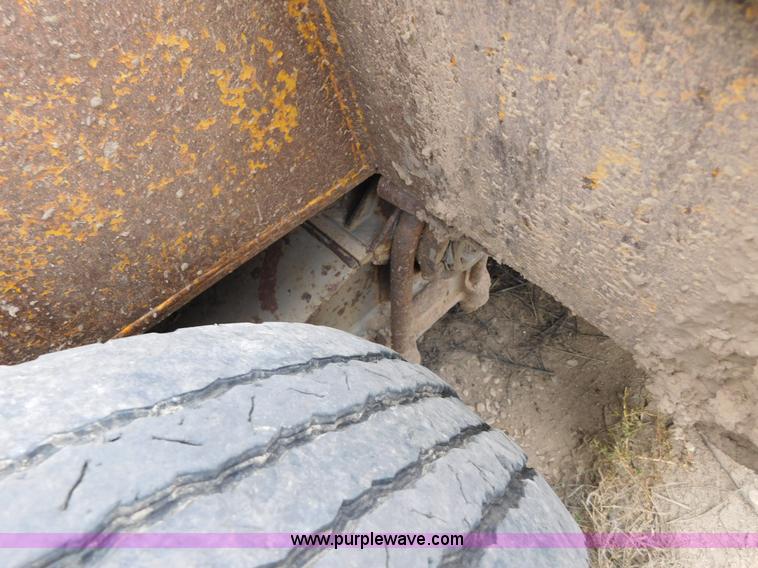 image for item AW9406 1978 Alabama Lowboy MTS 25 AW equipment trailer