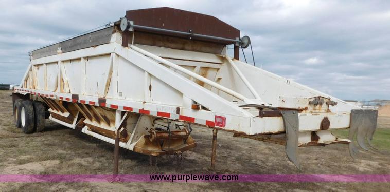 image for item AW9412 1984 Ranch bottom dump trailer