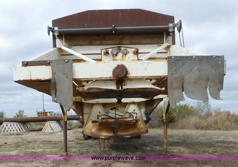 image for item AW9412 1984 Ranch bottom dump trailer