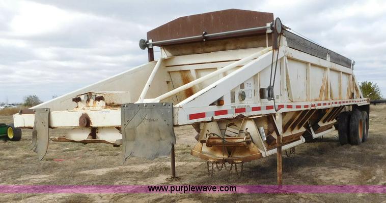 image for item AW9412 1984 Ranch bottom dump trailer