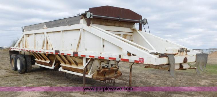 image for item AW9412 1984 Ranch bottom dump trailer