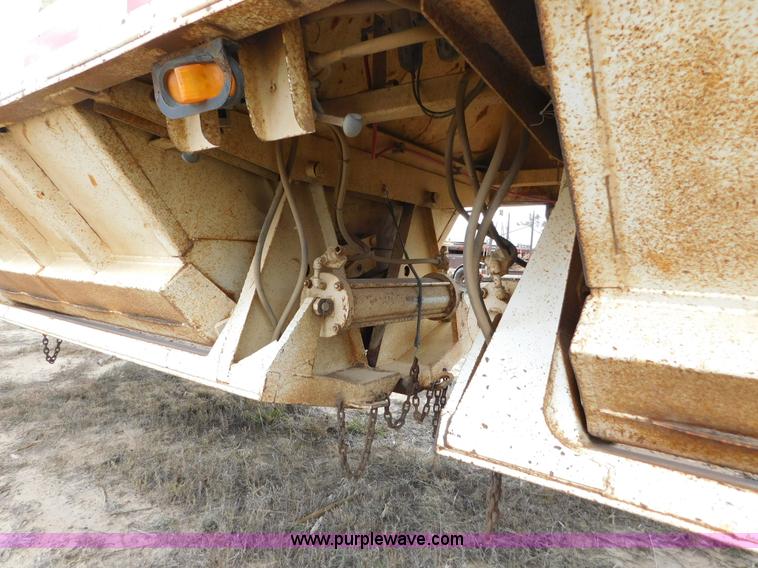 image for item AW9412 1984 Ranch bottom dump trailer