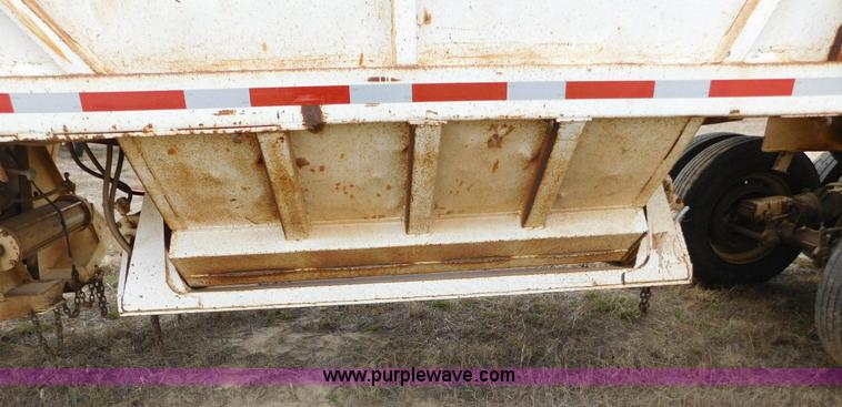 image for item AW9412 1984 Ranch bottom dump trailer