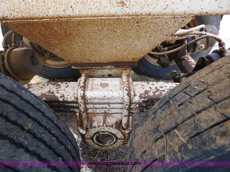 image for item AW9412 1984 Ranch bottom dump trailer