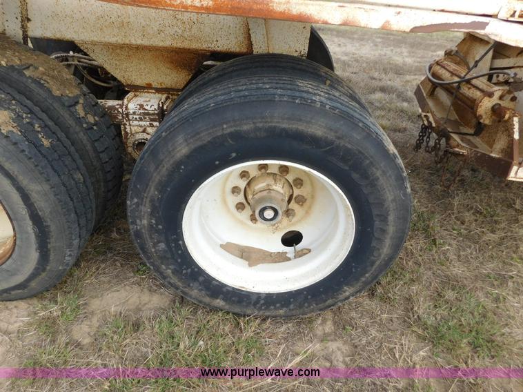 image for item AW9412 1984 Ranch bottom dump trailer