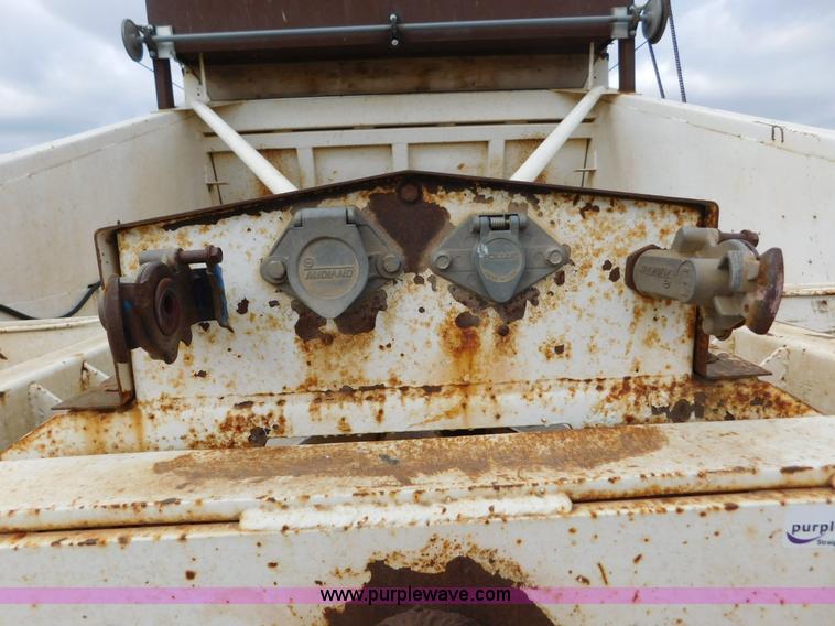 image for item AW9412 1984 Ranch bottom dump trailer