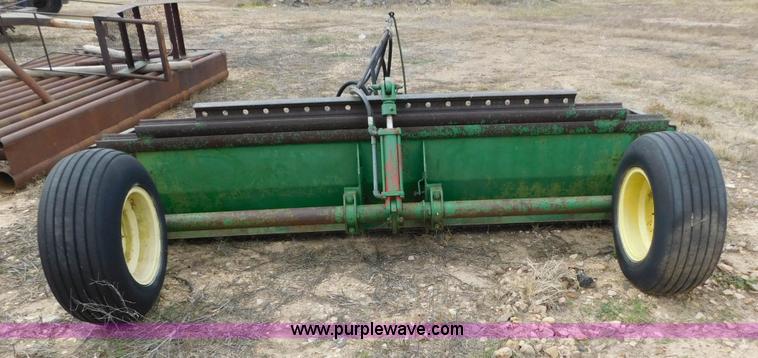 image for item AW9415 John Deere box blade