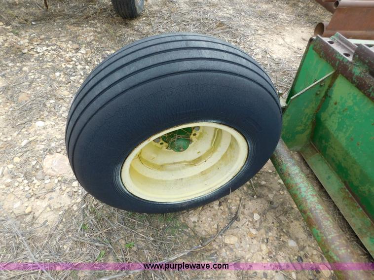 image for item AW9415 John Deere box blade