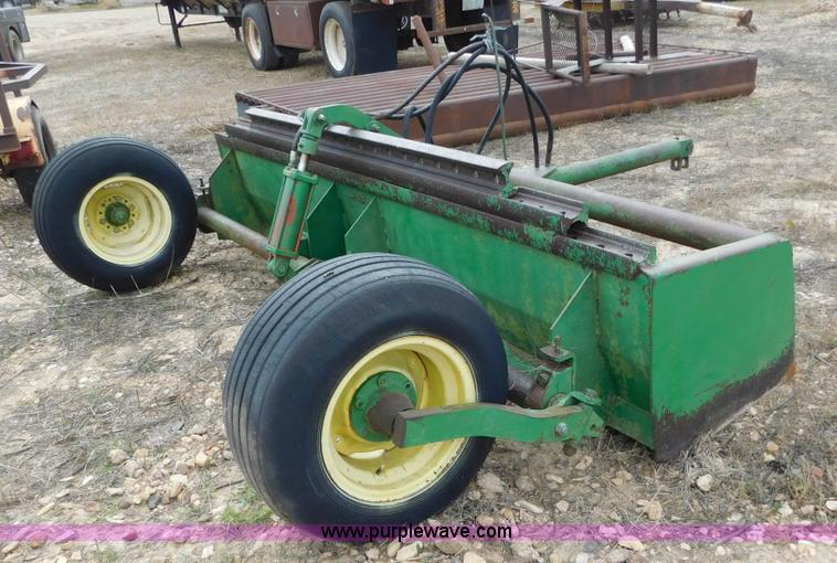 image for item AW9415 John Deere box blade