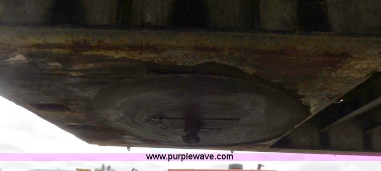 image for item AW9416 1992 Transcraft TL-110 flatbed trailer