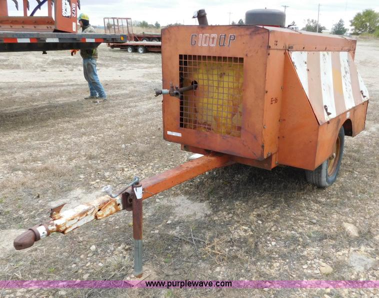 image for item AW9417 1981 Quite Fire G100QP air compressor