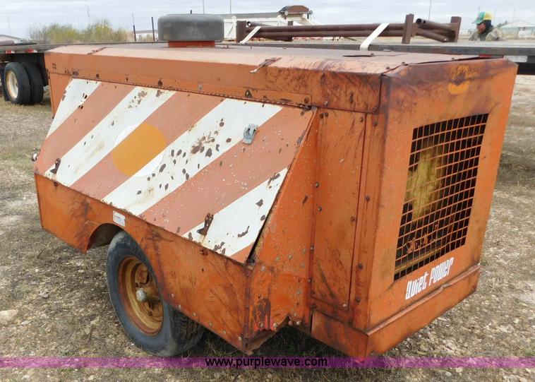 image for item AW9417 1981 Quite Fire G100QP air compressor