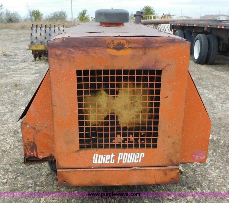 image for item AW9417 1981 Quite Fire G100QP air compressor