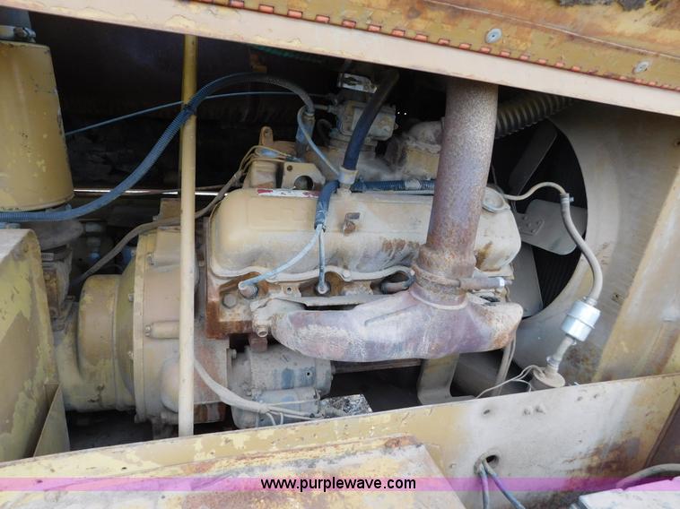 image for item AW9417 1981 Quite Fire G100QP air compressor