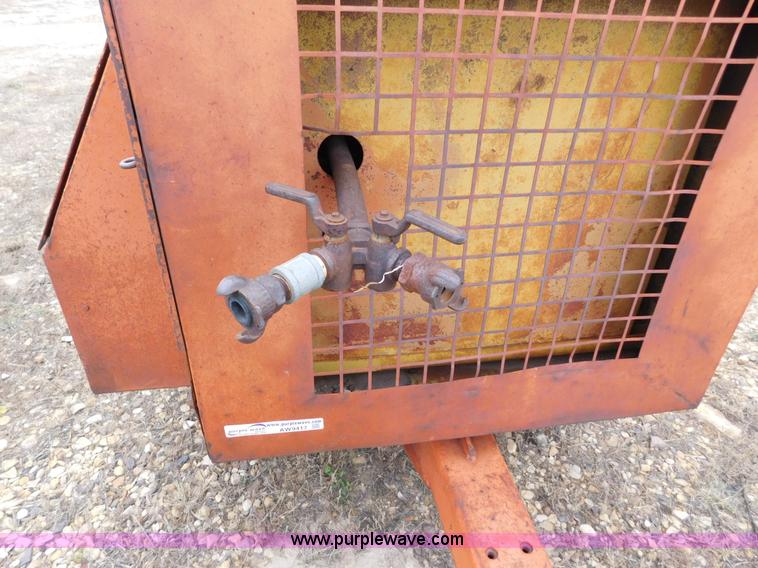 image for item AW9417 1981 Quite Fire G100QP air compressor