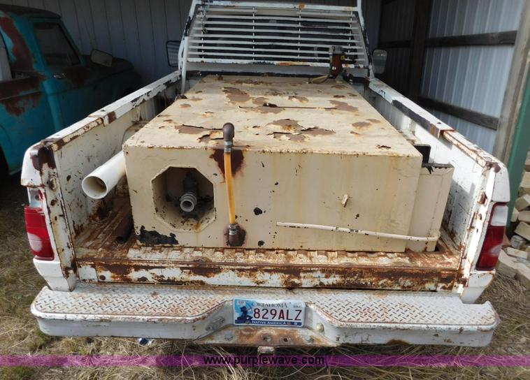 image for item AW9422 1977 Dodge D200 pickup truck