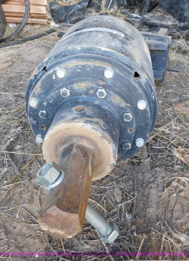 image for item AW9423 Mcmillen X1975HZ backhoe auger