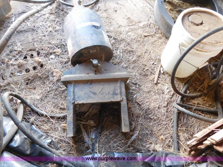 image for item AW9423 Mcmillen X1975HZ backhoe auger