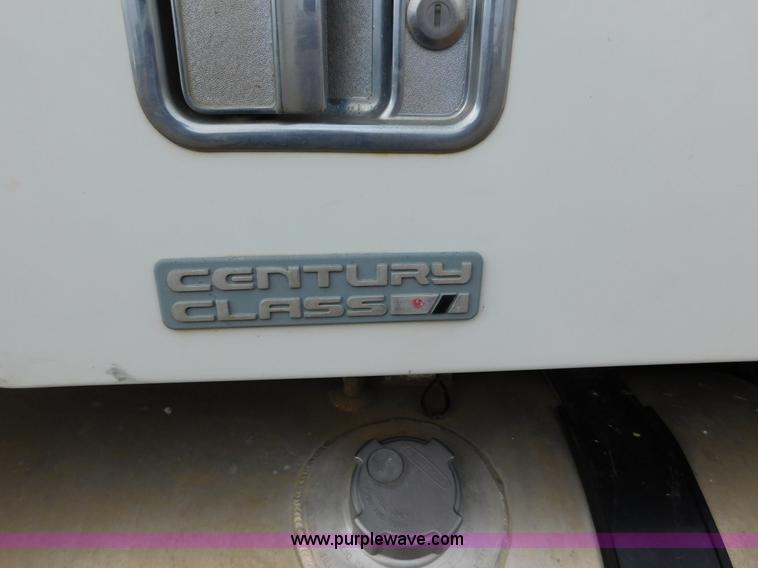 image for item AW9425 2000 Freightliner FC2 Century Class semi truck