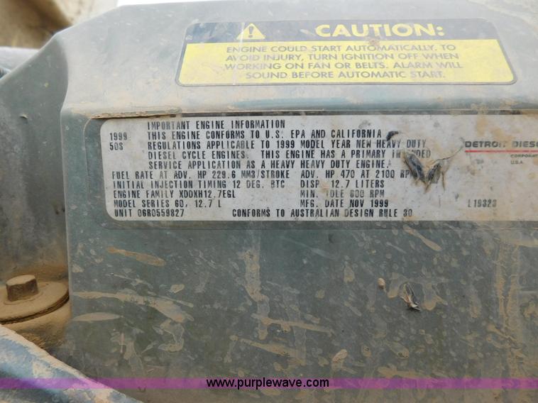 image for item AW9425 2000 Freightliner FC2 Century Class semi truck