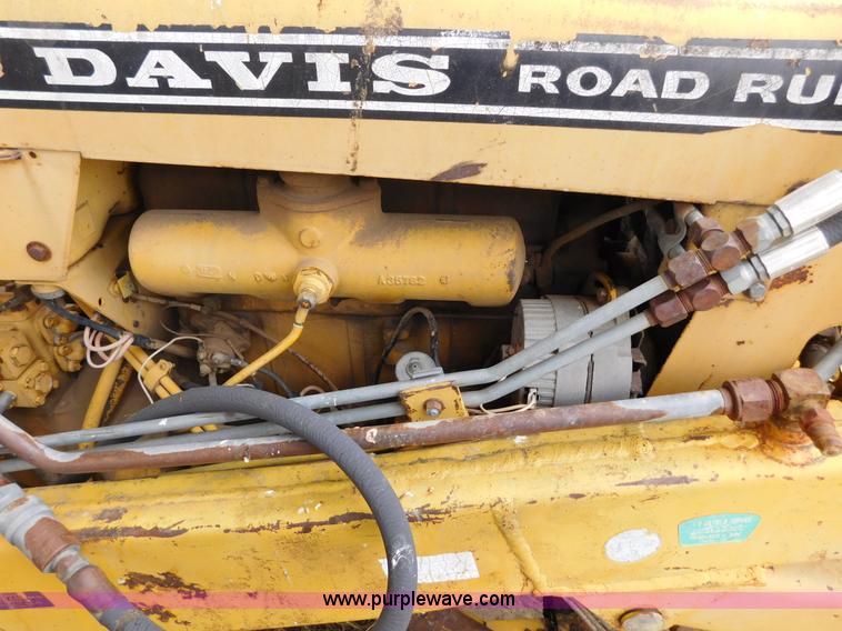 image for item AW9427 Davis Road Runner N623001 trencher