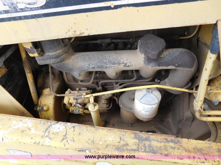 image for item AW9427 Davis Road Runner N623001 trencher