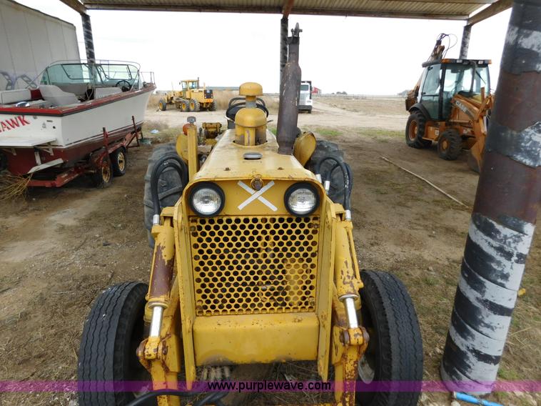 image for item AW9427 Davis Road Runner N623001 trencher