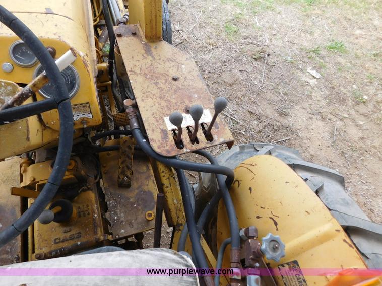 image for item AW9427 Davis Road Runner N623001 trencher