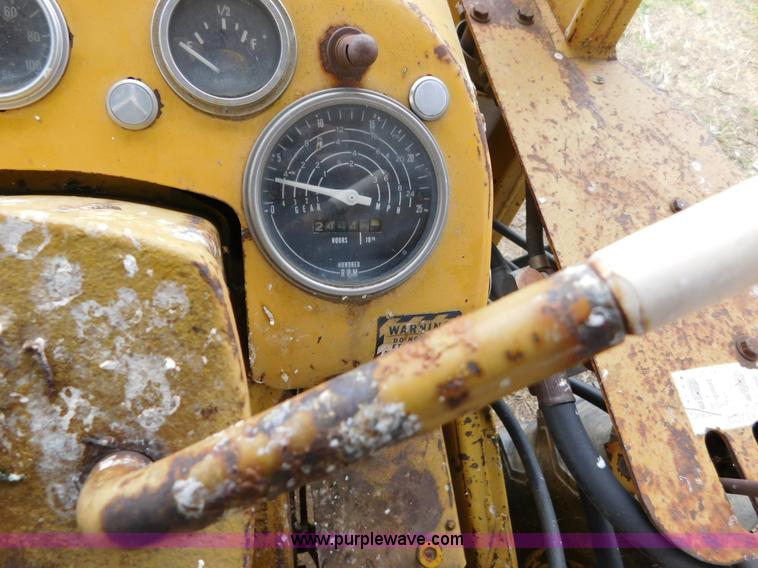 image for item AW9427 Davis Road Runner N623001 trencher