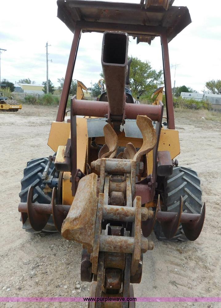image for item AW9428 Case 760 trencher
