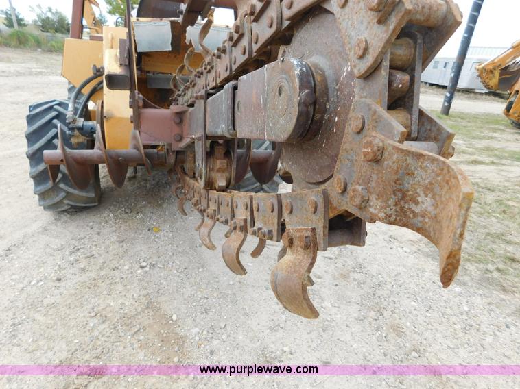 image for item AW9428 Case 760 trencher