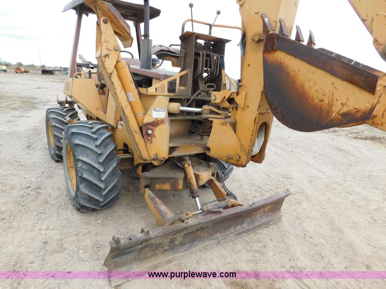 image for item AW9428 Case 760 trencher