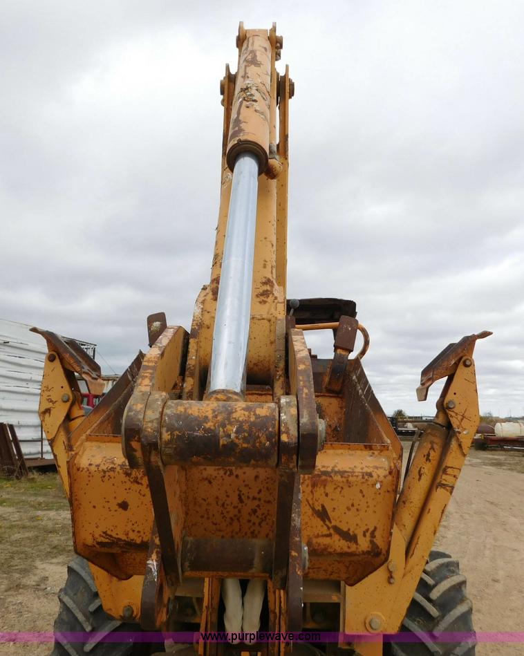 image for item AW9428 Case 760 trencher