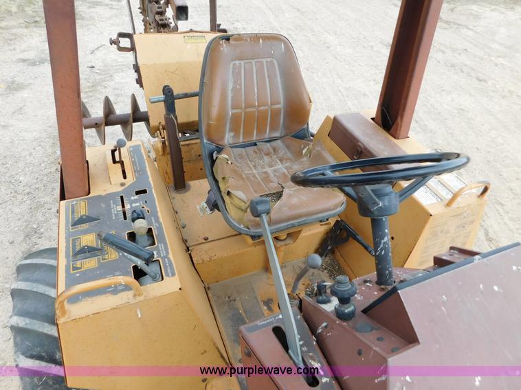 image for item AW9428 Case 760 trencher