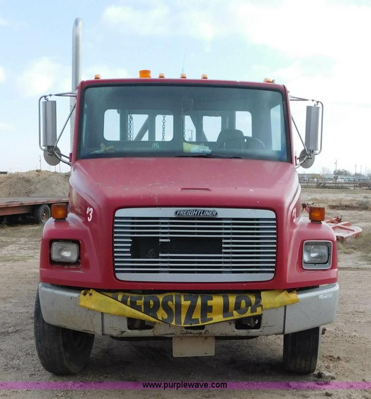 image for item AW9430 1996 Freightliner FL70 flatbed truck