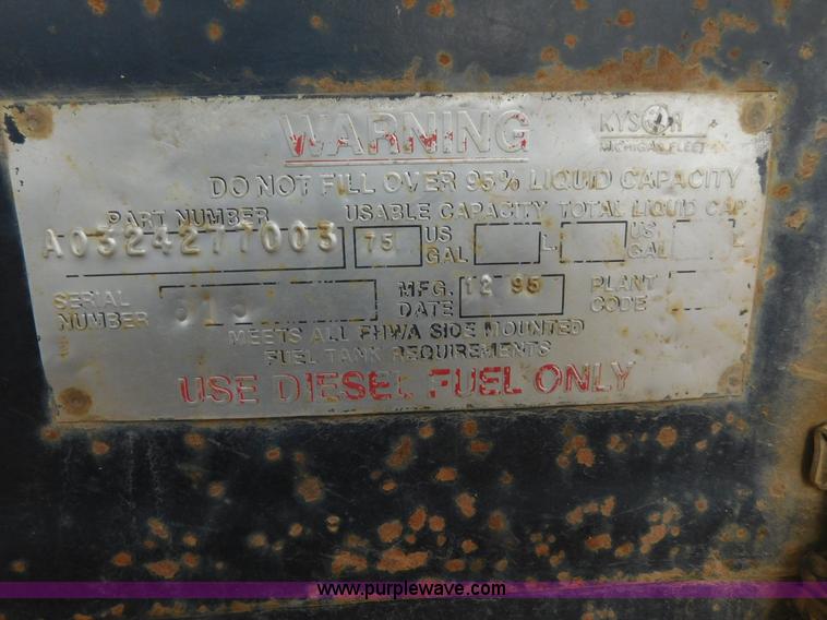 image for item AW9430 1996 Freightliner FL70 flatbed truck